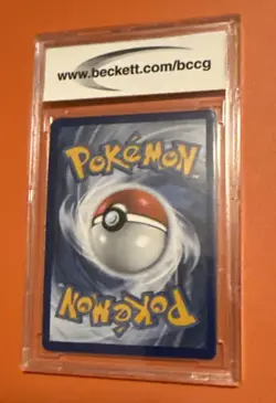2020 Pokemon Pikachu V #043 Vivid Voltage Beckett 10 Gem 💎 MINT - Image 2