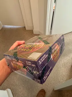 FACTORY SEALED BOX OF 92-93 FLEER SERIES 2, NBA BASKETBALL CARDS ! - Image 2