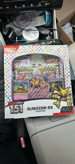 Pokemon TCG Scarlet and Violet - 151 Alakazam ex Collection Box - 4 Packs 820650855269 - Image 1