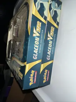 Pokemon Glaceon V Star Special Collection Sword & Shield (Factory Sealed) - Image 2