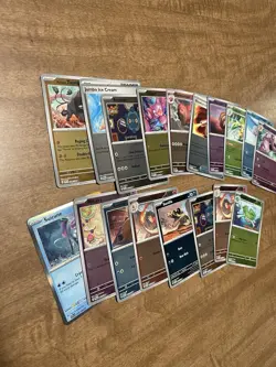 Phantasmal Flames 70+ Card Mixed Lot - Image 5