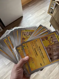 Pikachu At The Museum Pokemon Card x40 - Image 3