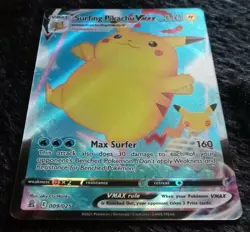 Pokemon Celebrations 009/025 Surfing Pikachu VMAX Ultra Rara Foil (EN) - Image 3