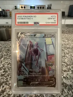 2022 Pokemon TCG—Mewtwo V #072 Pokemon Go—Ultra Rare Foil PSA 10 - Image 1