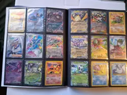 Pokemon Card Collection Binder, Vintage, Eevee, pikachu, Full Art - Image 1