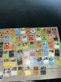 Pokemon TCG 91 Card Lot - Umbreon, Regidrago, Trainer, Energy, Foil & Regular - Image 2