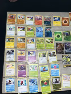 Pokemon TCG 91 Card Lot - Umbreon, Regidrago, Trainer, Energy, Foil & Regular - Image 4