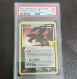Pokemon Umbreon Gold Star 17/17 Celebrations Classic Collection Holo PSA 9 - Image 1