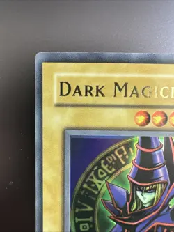 Yugioh Dark Magician LOB-005 Ultra Rare Vintage Foil Shift LP - Image 3