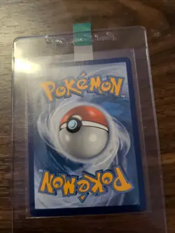 Pokemon TCG Pikachu VMAX 44/185 Vivid Voltage NM Condition - Image 2