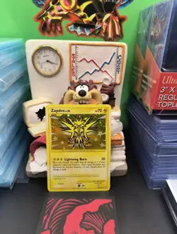 2009 Pokemon Supreme Victors 150/147 Zapdos Holo Secret Rare Vintage - Image 1