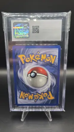 Base Set Charizard 4/102 — CGC 7 (NEAR MINT) — Holo Rare Vintage Pokemon Card - Image 2