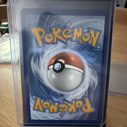 Pokemon Beauty 181/185 Vivid Voltage Ultra Rare Holo Full Art Trainer Card - Image 2