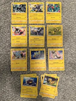 Pokemon TCG Card & Item Lot, Crown Zenith 2023, 102 Cards! Excellent shape! - Image 3