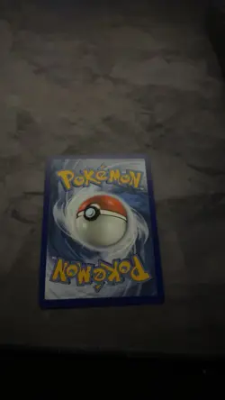 Pokemon TCG Reshiram Celebrations Full Art Card 113/114 Near Mint Condition - Image 2