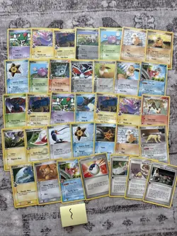 [NM to LP] Collection Bulk Lot of 35 Pokemon Vintage - Delta Species - Image 1