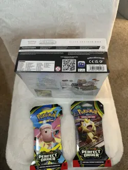 Pokemon TCG Scarlet & Violet Prismatic Evolutions ETB + 2 Booster Packs - Image 3
