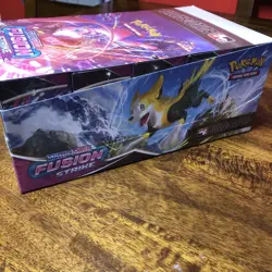 Pokemon TCG Fusion Strike Build & Battle Display Box - Image 4