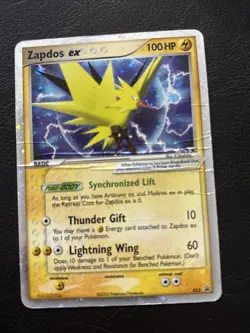 Pokemon Zapdos EX 033 Holo Black Star Promo Card 2005 Nintendo Heavy Damage - Image 3