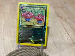 Vileplume 17/18 Southern Islands Reverse Holo SWIRL Vintage WOTC Pokemon TCG LP - Image 2