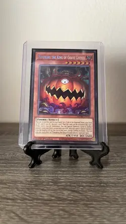 Yu-Gi-Oh! Pumpking the King of Grave Ghosts, Secret Rare, MZMU-EN001 - Image 1