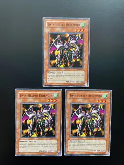 Yugioh Twin-Headed Behemoth DB2-EN174 Common Unlimited Edition MP/HP X3 - Image 1