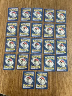 Lot Of 22 Weepinbell Vintage 1999 Base Set 2 Pokemon Cards - Image 2