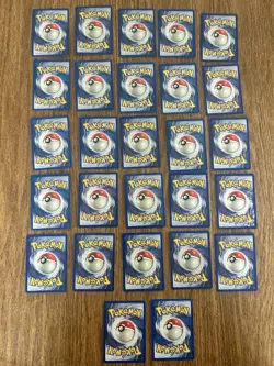 Lot Of 27 Venonat Vintage 1999 Base Set 2 Pokemon Cards - Image 2