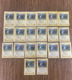 Lot 20 Magnemite Vintage 1999 Base Set 2 Pokemon Cards - Image 1