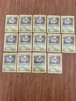 Lot Of 14 Ivysaur Vintage 1999 Base Set 2 Pokemon Cards - Image 1