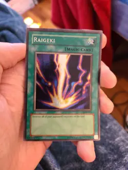 Yugioh Raigeki LOB-053 Super Rare - Image 1