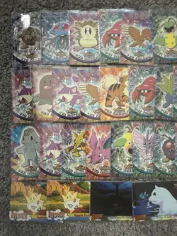 Pokemon Topps Cards | Mixed Lot of 32 - Image 2