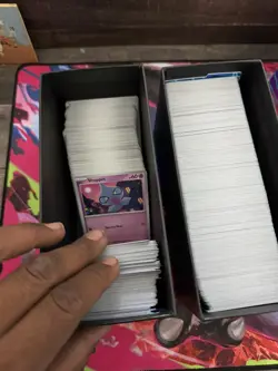 Bulk Pokemon Cards Lot of 1,000+ English Near Mint,No Energies - Image 1