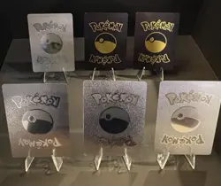 Pokemon TCG Charizard Lot - Image 2