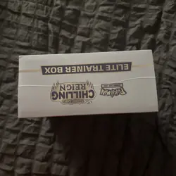 Pokemon Trading Card Sword & Shield Chilling Reign Elite Trainer Box Sealed - Image 4