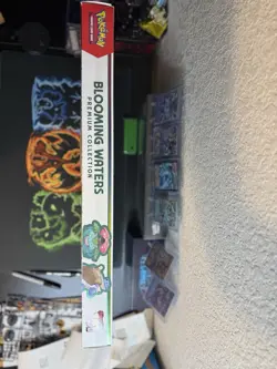 Pokemon TCG Scarlet & Violet 151 Blooming Waters Premium Collection Box - Image 2