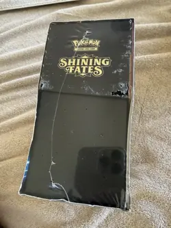 Pokemon Shining Fates Elite Trainer Box Booster Eevee - Image 3