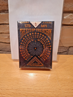Stockholm 17 - "the eye of the ocean vol.2 - the Claw Gilded Playing Cards - Image 1