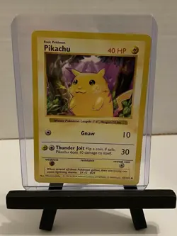 Shadowless Pikachu 58/102 NM WOTC Vintage Pokemon Card Base Set WOTC - Image 1