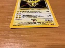 NEW POKEMON BASE SET 2 HOLO CARD #20 OF 130 "ZAPDOS" - Image 2