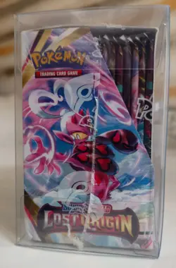 Pokemon TCG SWSH Lost Origin Booster Box Plastic Case, New & Sealed 820650860553 - Image 4