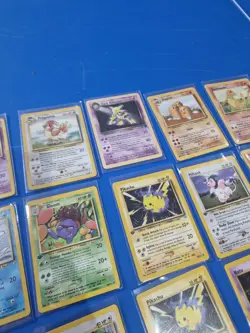 First edition Neo Base Set Team Rocket Jungle Fossil Pokemon Cards Bundle WOTC - Image 3