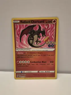 Radiant Charizard 011/078 Holo - Pokemon Pokemon GO - LP/NM - Image 1