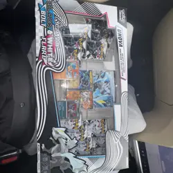 Pokemon TCG Unova Heavy Hitters Scarlet and Violet Premium Collection Sealed - Image 1