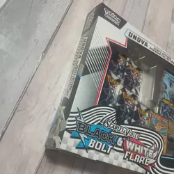 Pokemon TCG Black Bolt White Flare Unova Heavy Hitters Premium Collection Sealed - Image 4