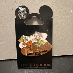 Disney Pin Lot Doctors Day 2010 Dopey Doc Snow White 7 Dwarfs LE 1500 Rare HTF - Image 1