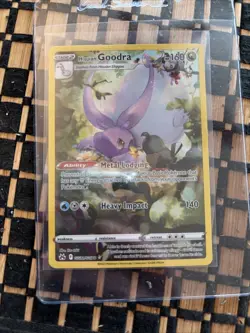 Pokemon TCG Hisuian Goodra Crown Zenith: Galarian Gallery GG21/GG70 Holo NM - Image 1