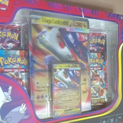 Pokemon TCG: Mega Latias ex Box (1 foil promo card, 1 oversize lenticular card - Image 3
