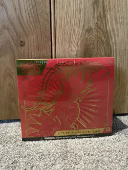 POKEMON TCG SCARLET AND VIOLET BASE SET ELITE TRAINER BOX (ETB) -KORAIDON SEALED - Image 1