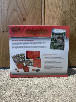 POKEMON TCG SCARLET AND VIOLET BASE SET ELITE TRAINER BOX (ETB) -KORAIDON SEALED - Image 3